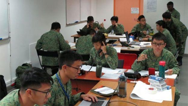 被世卫盛赞防疫有道，新加坡严查传播链，防控病毒有神探