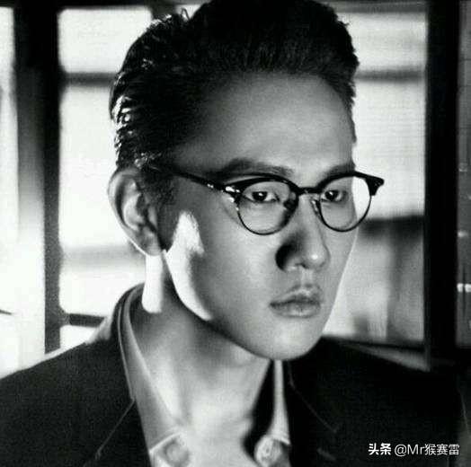 当视刘海如命的林俊杰梳起大背头，网友:早这样田馥甄都到手了！