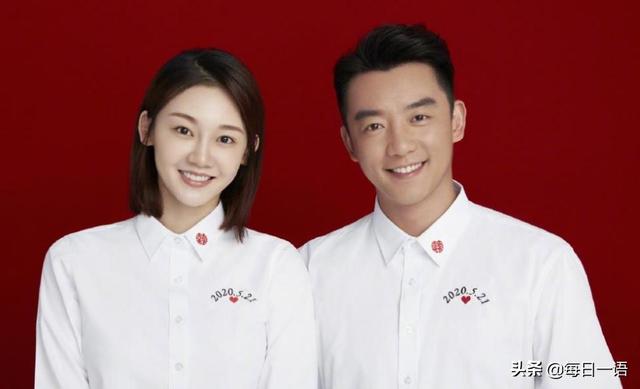 郑恺苗苗官宣结婚！两人晒九宫格照嘟嘴秀恩爱，孕肚上贴喜好幸福