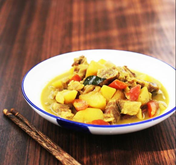 马来菜里神秘的“娘惹菜”，是菜系的“混血儿”，有一半中国血统