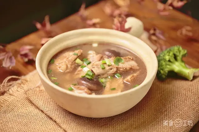 这碗茶居然能吃饱，滋补还养生，这也太暖太好喝了吧