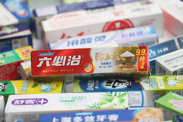 “吃嘛嘛香，蓝天六必治”这些牙膏你们还在用么