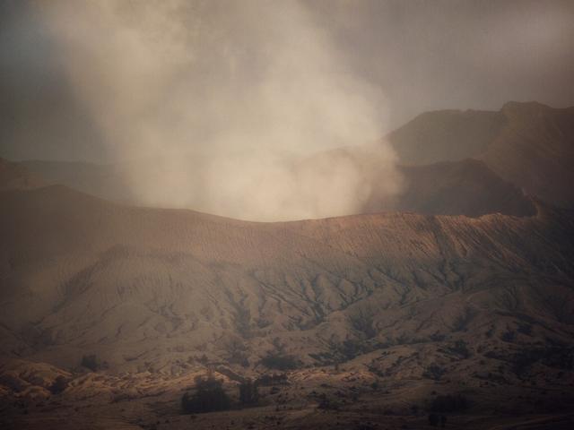 东爪哇到巴厘岛，上山下海地狱天堂走一圈