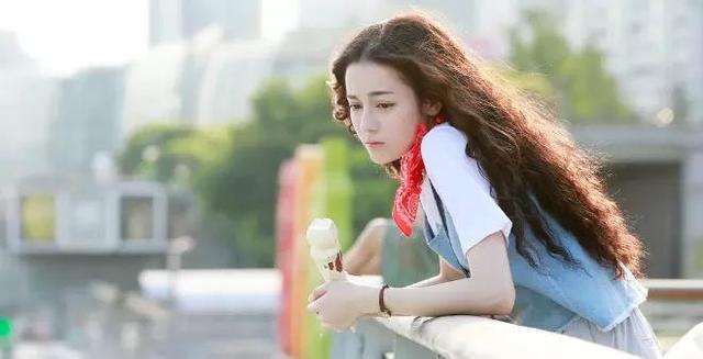 故事：脸上有疤的女孩，花了十年时间找回自信