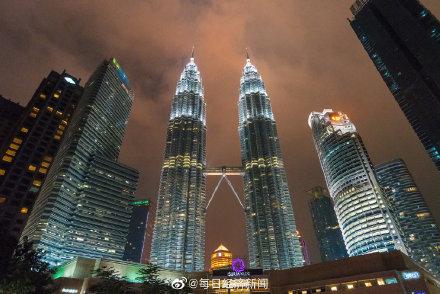 马来西亚宣布封关 新加坡重申不会面临生活必需品短缺