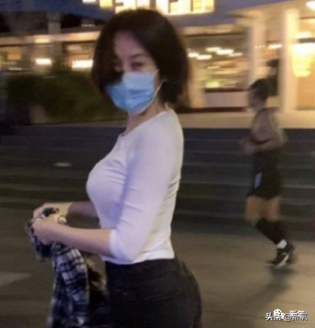 36D+小翘臀，我被51岁许晴的身材收拾得服服帖帖