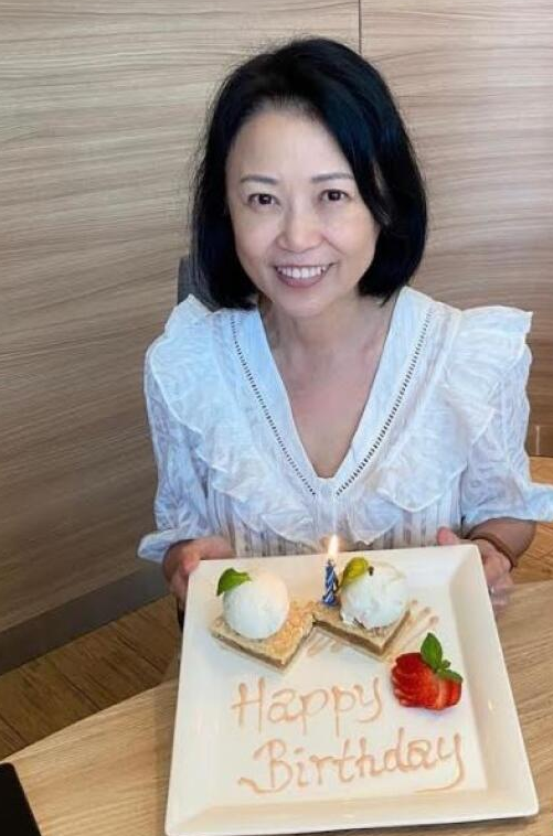 减重10公斤 2新剧演老妇 新加坡演员向云仍当不了“美女”