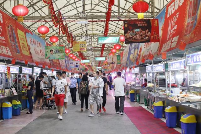 就为了这里的美食，买二张往返机票也绝对值得！带你去和田夜市