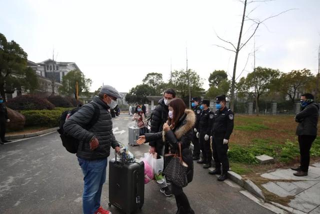 刚刚，杭州市委党校TR188航班200多名乘客解除隔离！28岁姑娘的14天隔离经历总结出两个字