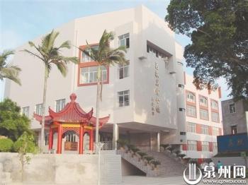 吕振万：170多座教学楼见证家国情怀