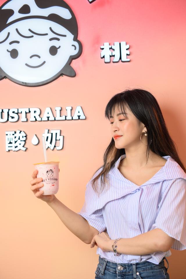 来自澳洲，火爆新加坡，明星钟爱的“桃气”酸奶，在正佳能喝到