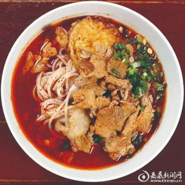 青树坪米粉传奇：两代传承良心活，一副箩担创品牌