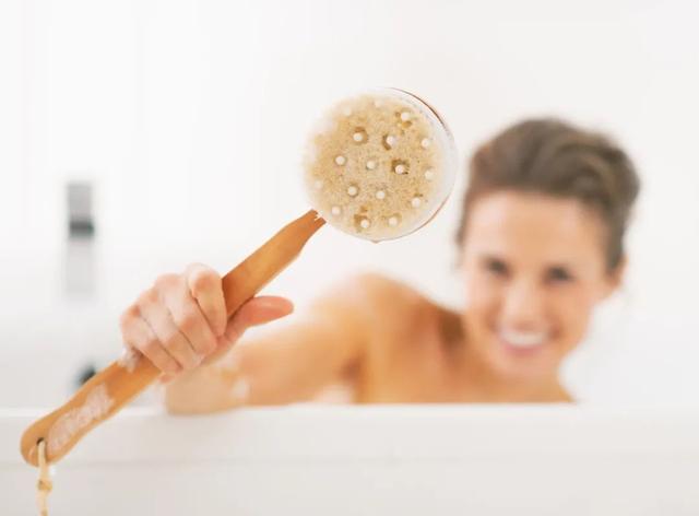 3 种让皮肤变差的洗澡方式，你还在做吗？