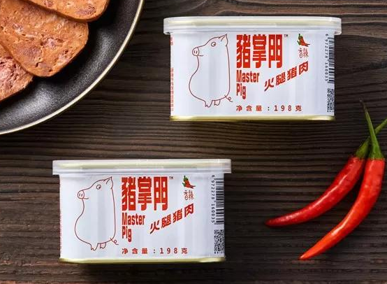 一口下去全是肉，60年国产午餐肉，网友大呼：普通家庭吃不起