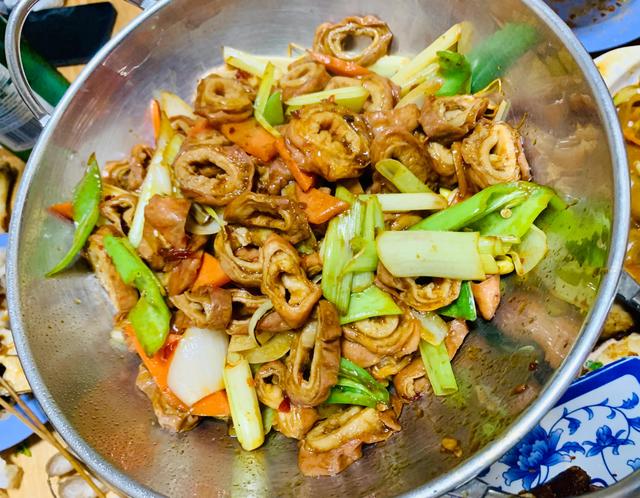 吃遍新加坡-第76期：没有熟人带很可能找不到的东北菜
