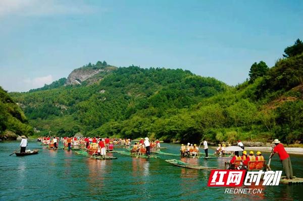 抓住高速公路快速发展的机遇，新宁大力发展旅游和脐橙产业——今日崀山别样红