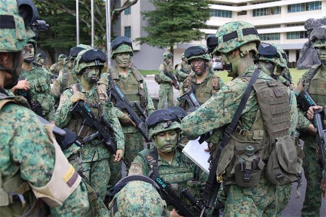 新加坡到底有多少军队呢？