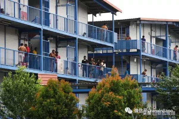 社区7天平均传播率半月来首次低于1，专家认为疫情尚未稳定