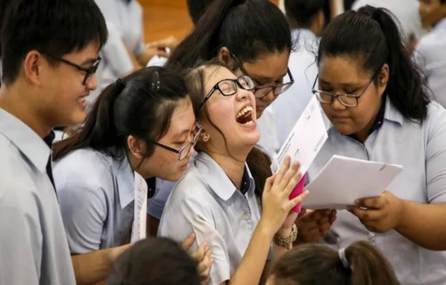 新加坡“中考升学率”仅20%，他们为何不焦虑，原因叫人感慨万千