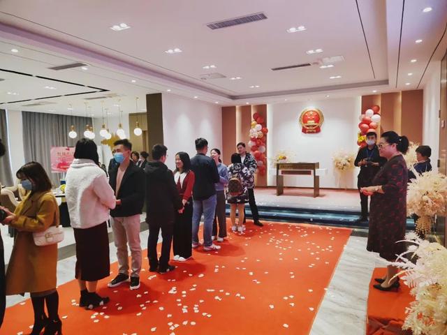 婚前教育探索：帮助年轻人告别“恐婚”