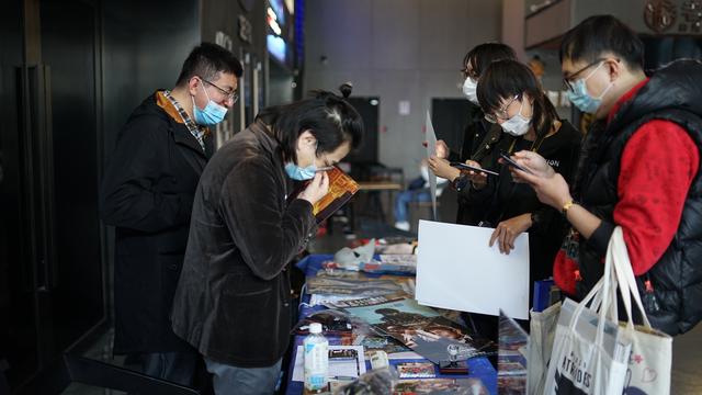 订制海报 特制票根 电影藏品互换会上宝贝真不少