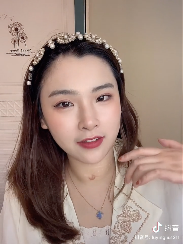 25岁海归硕士，一场车祸终身截瘫，但我仍成为了一名时尚博主