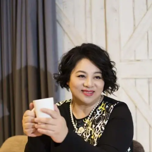 编剧六六：移民，斗小三，抢孩子，闪婚，她的生活比电视剧精彩