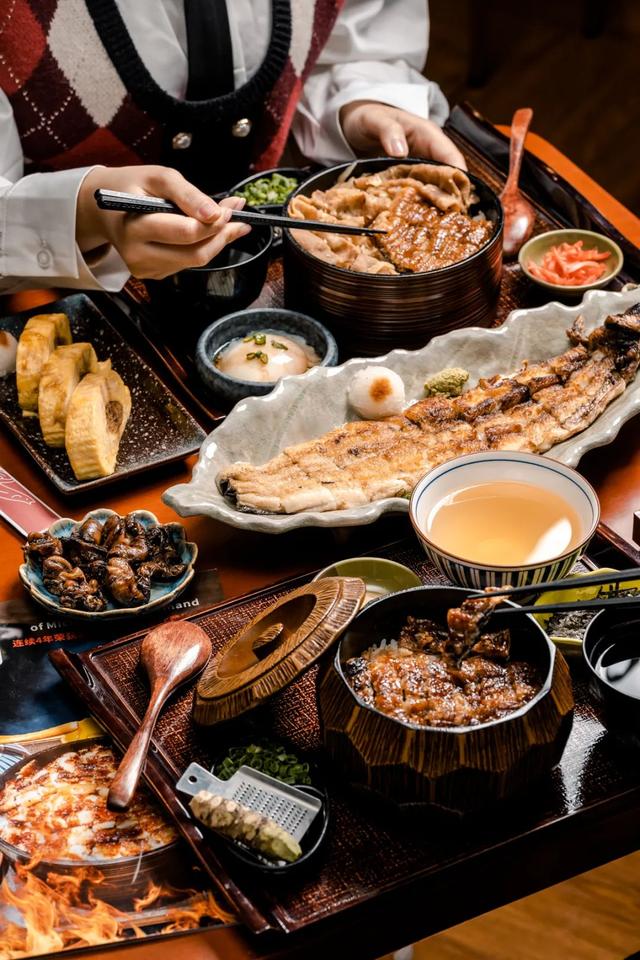 「米其林级餐厅」来千灯湖环宇城了！活鳗现烤，一鳗三吃