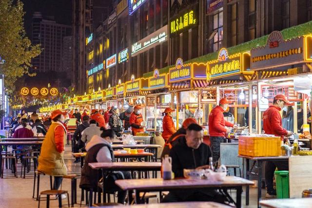 西安超全夜市地图，冒着热气的夜晚也太好吃了