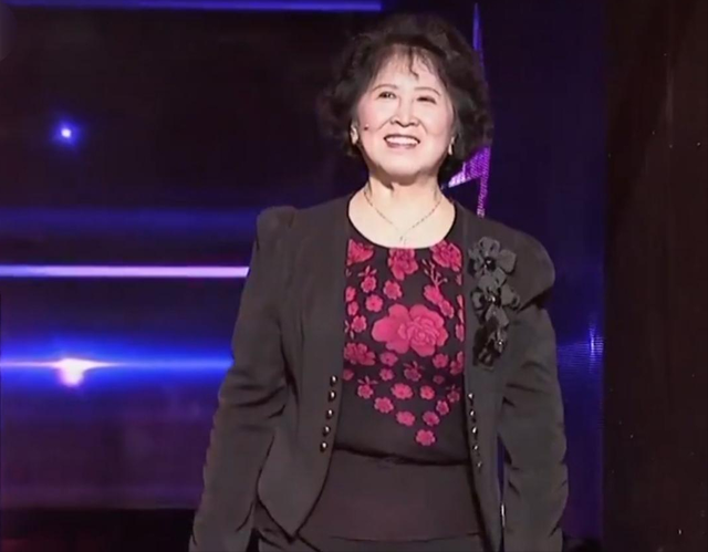 2015年，67岁退休女医生，寻找47年前初恋，结局如何