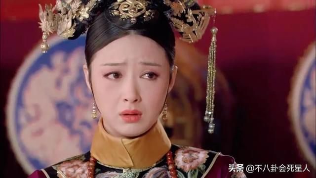 这8位女星打破“审美定式”，黑皮肤、塌鼻梁、微胖，照样好看