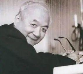 访忆萧乾的文学往事，他为何将一稿多投视为“事故”｜此刻夜读