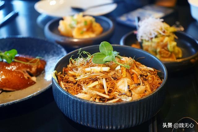 新加坡：本地3大知名餐厅，南洋风格美食探店
