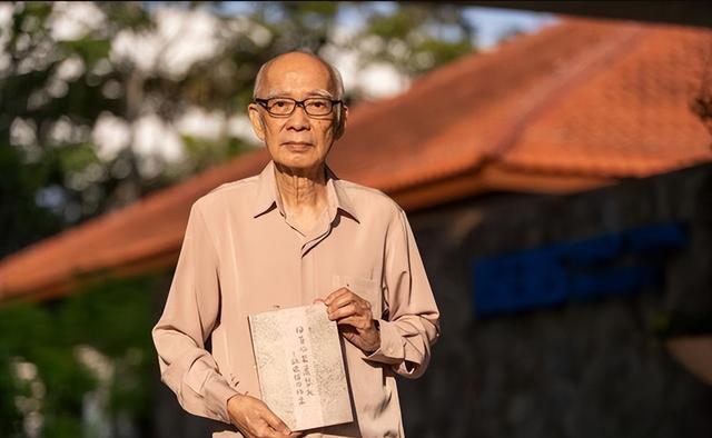 用学中国话来去中国化，新加坡的神操作到底有多离谱？
