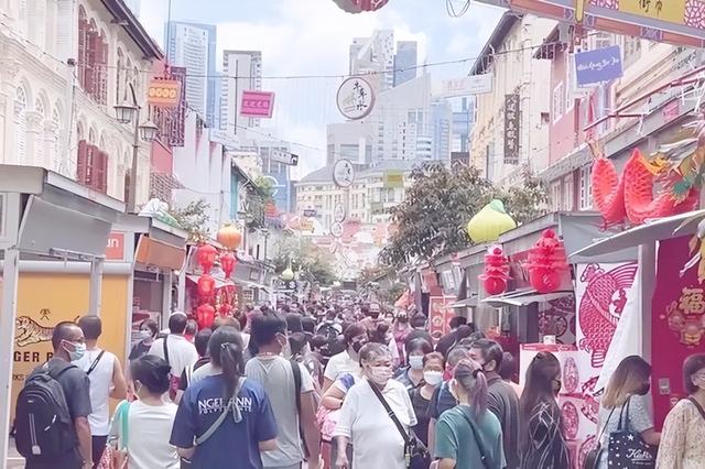 李光耀：新加坡华人为何必须放弃华语方言，统一学习普通话？