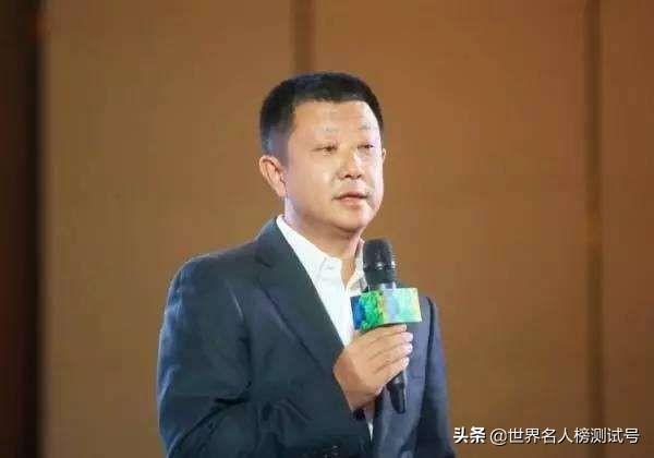 为何海底捞的口碑越来越差？为何张勇要移民新加坡？