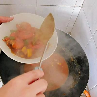 超简单易上手的咖喱虾｜在家也能做的新加坡菜