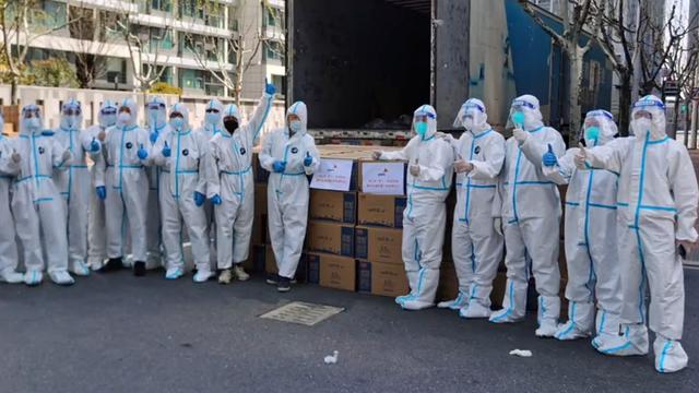 不分中外！在沪外企捐款捐物“卷”起来驰援上海