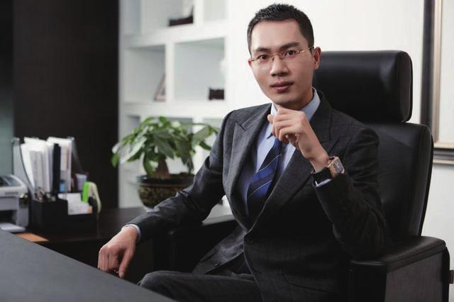 “翻红”后的鸿星尔克，每天掉粉1万，营业额却翻了4倍