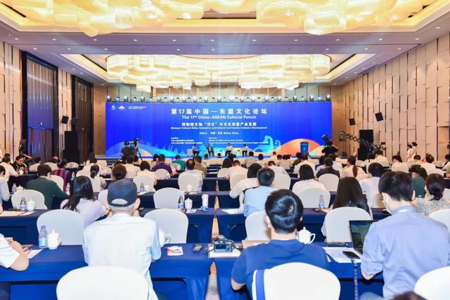 当传统特色与现代审美碰撞，会擦出怎样的文创火花？