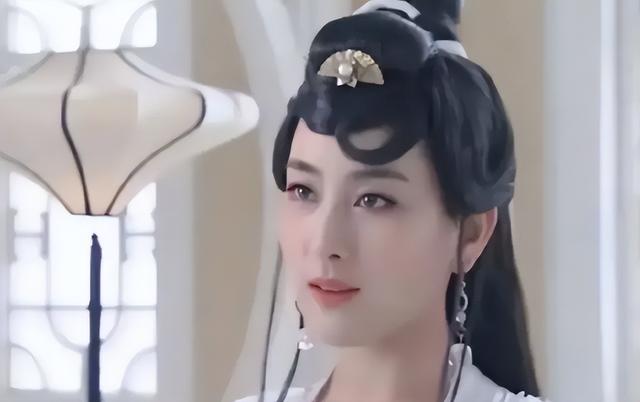 演不了别尬演，15版嫦娥告诉你，什么是出尘脱俗，什么是一言难尽