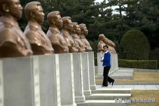 朝鲜现状：有自己的系统和浏览器，居民不用交税，有自己的日历