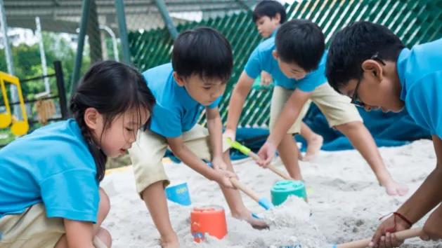 新加坡会实施“双减政策”吗？七成家长表示反对禁止学科类补习
