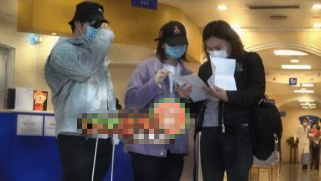 结婚两年后再看郑恺才发现,他放弃程晓玥选苗苗有多明智