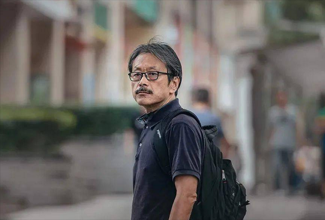 重庆亿万富翁，住别墅、开路虎、雇5个保姆，破产后欠债1亿元