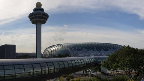 重新开放边境后 新加坡航空客运量大幅增长