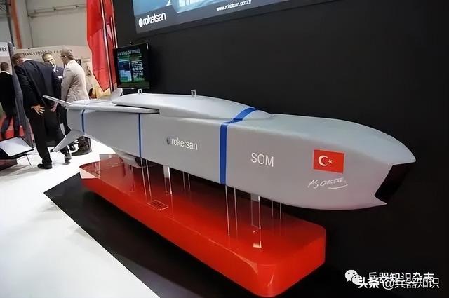 土耳其在新加坡航展上展示TF-X战斗机全尺寸模型