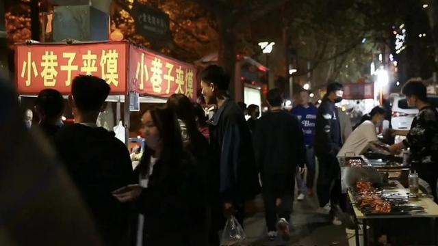 西安超全夜市地图，冒着热气的夜晚也太好吃了