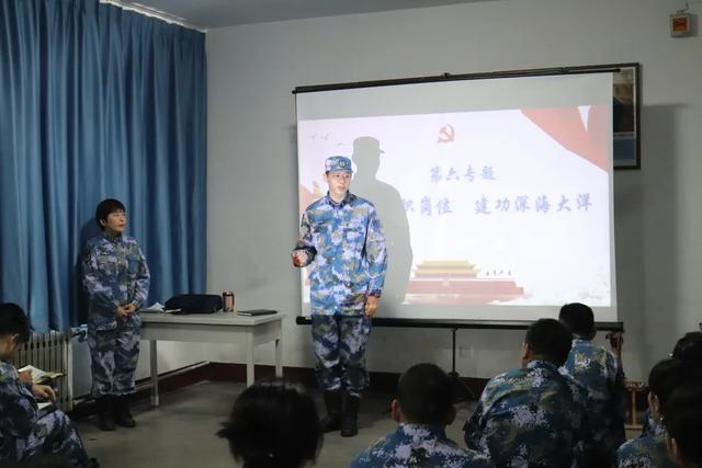 青岛考场“街拍”！文职入职前集训，细节满满全在这里