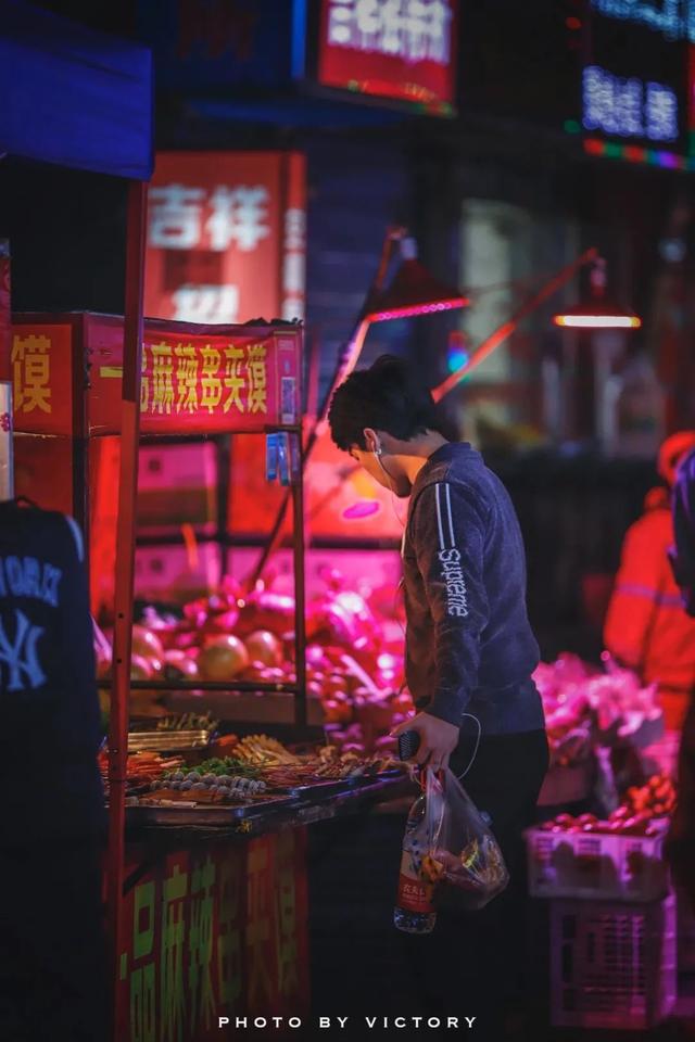 西安超全夜市地图，冒着热气的夜晚也太好吃了